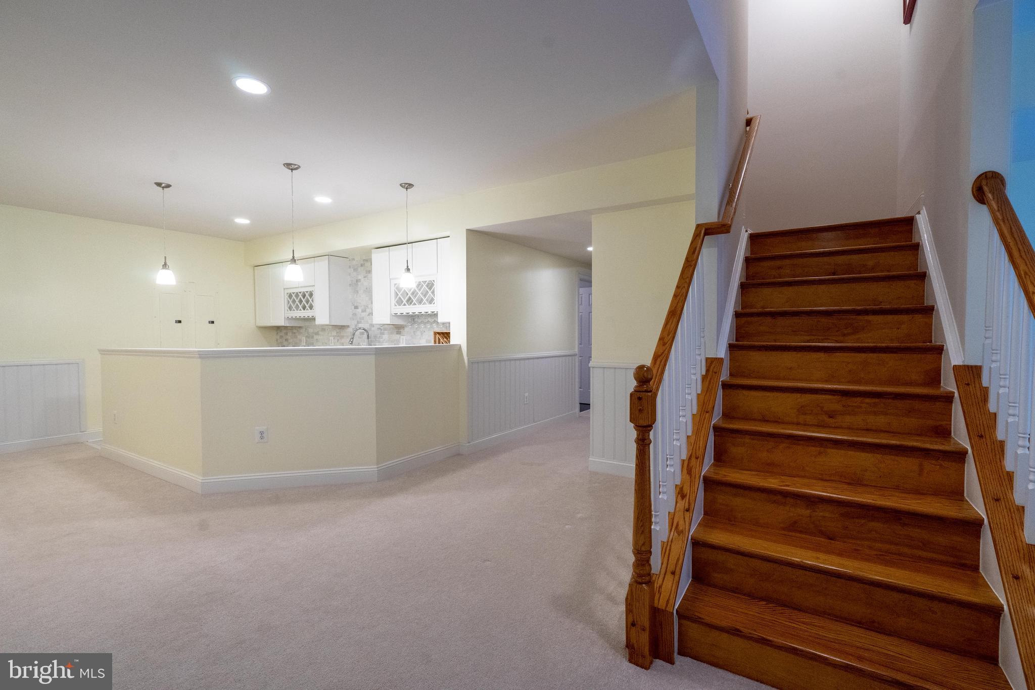 BULL RUN MOUNTAIN - Residential Lease