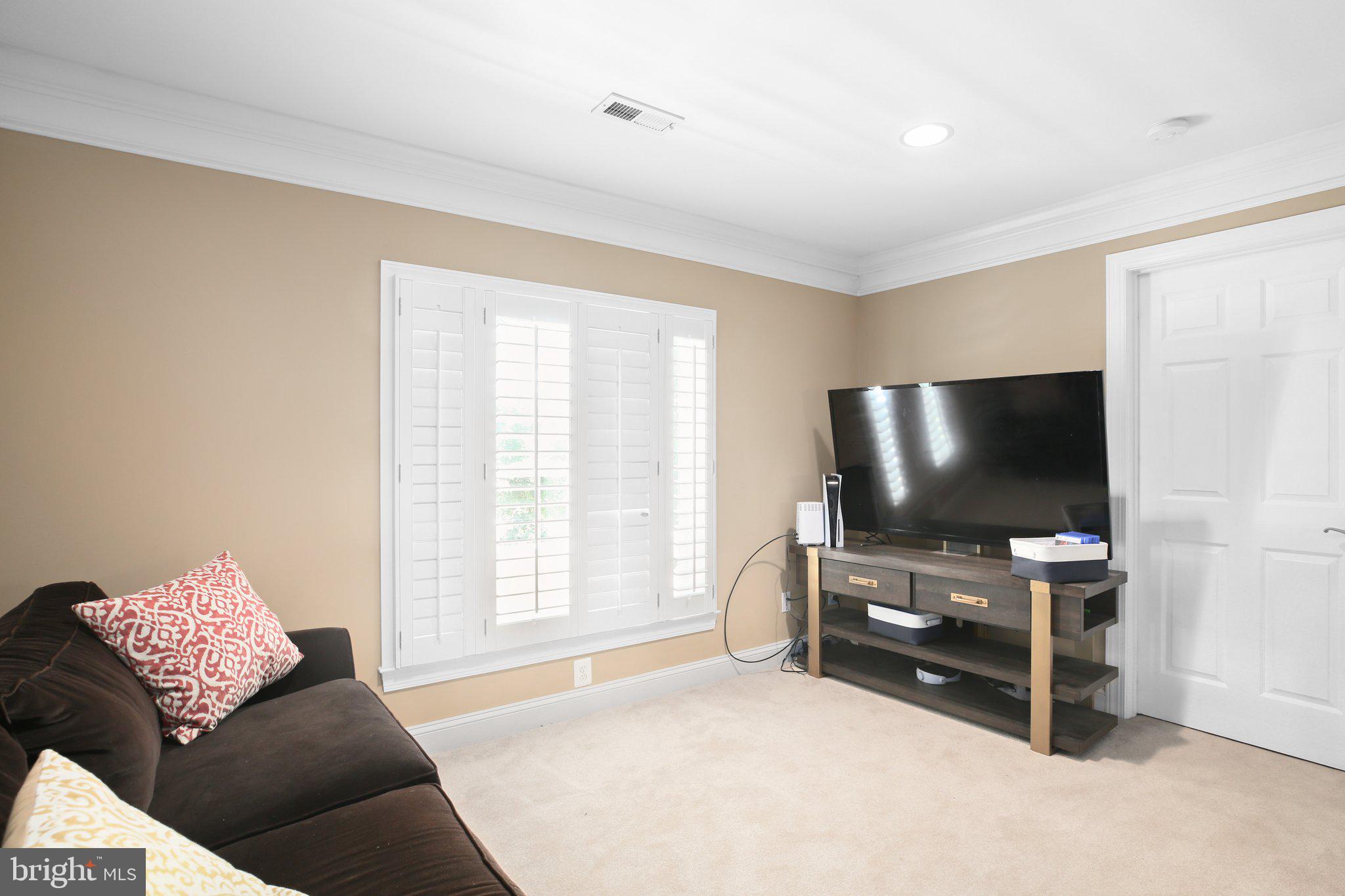 FAWN LAKE - Residential