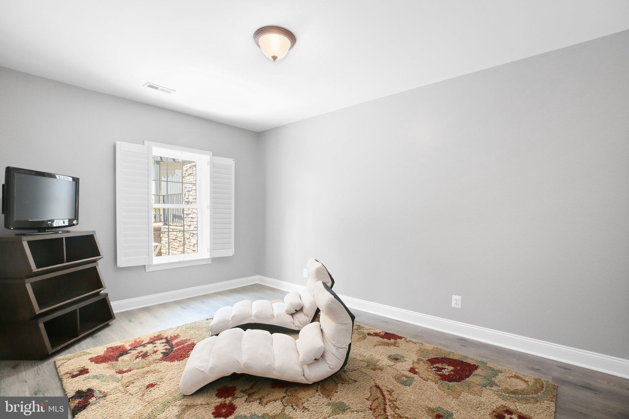 FAWN LAKE - Residential