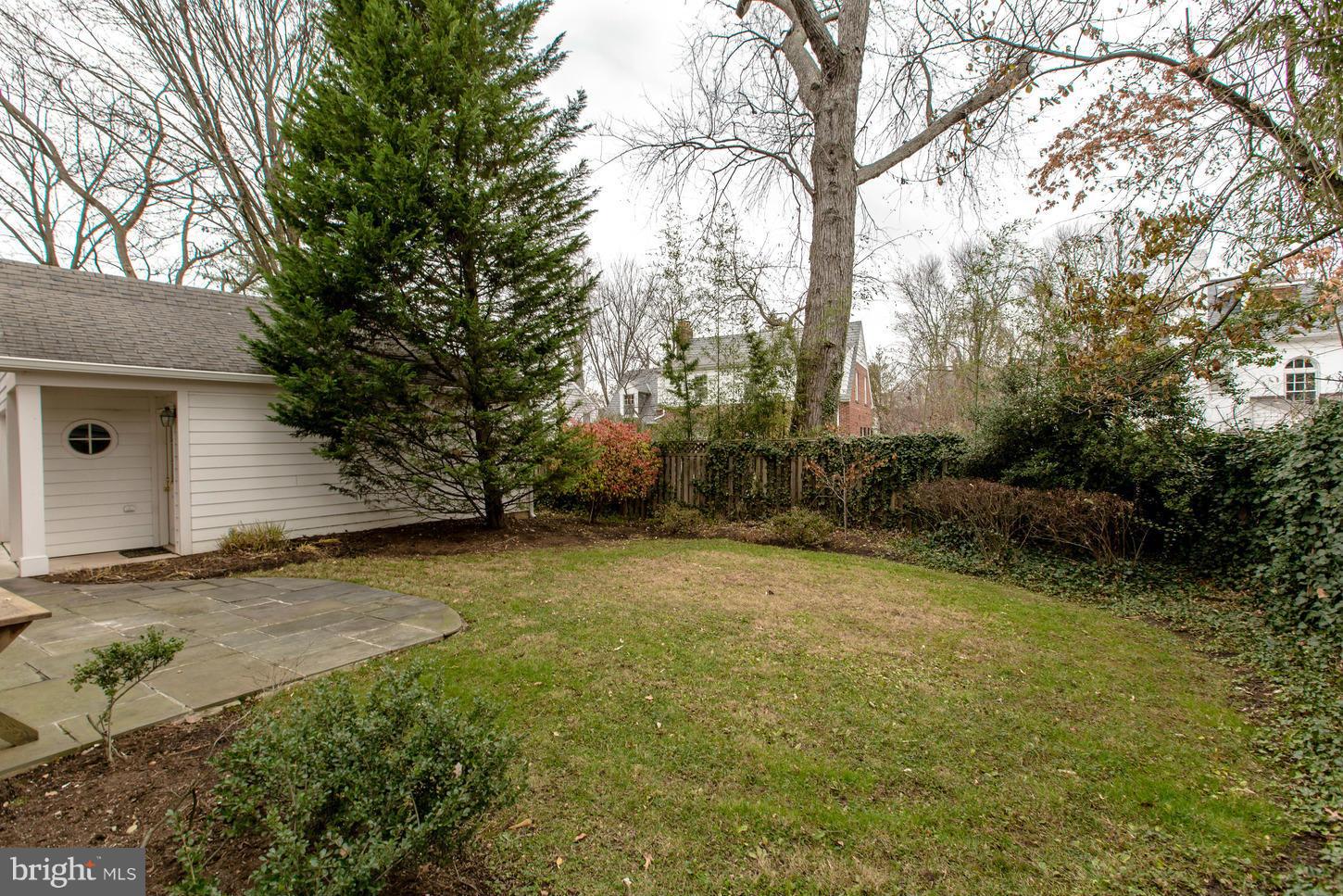 CHEVY CHASE GARDENS - Residential