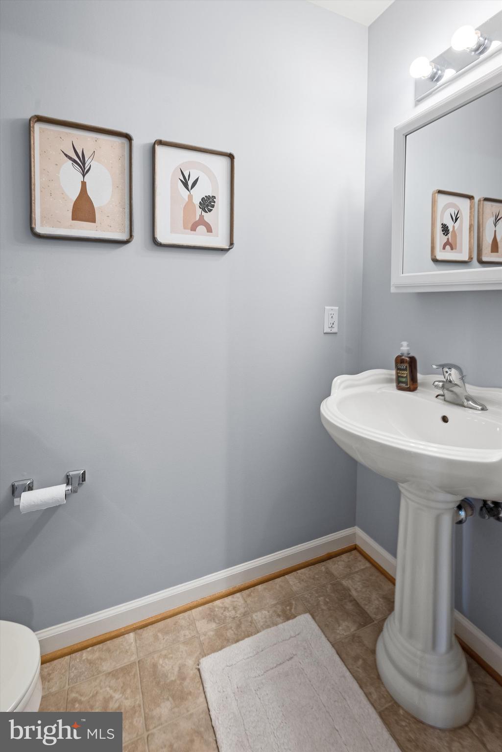 LOCUST HILL - Residential