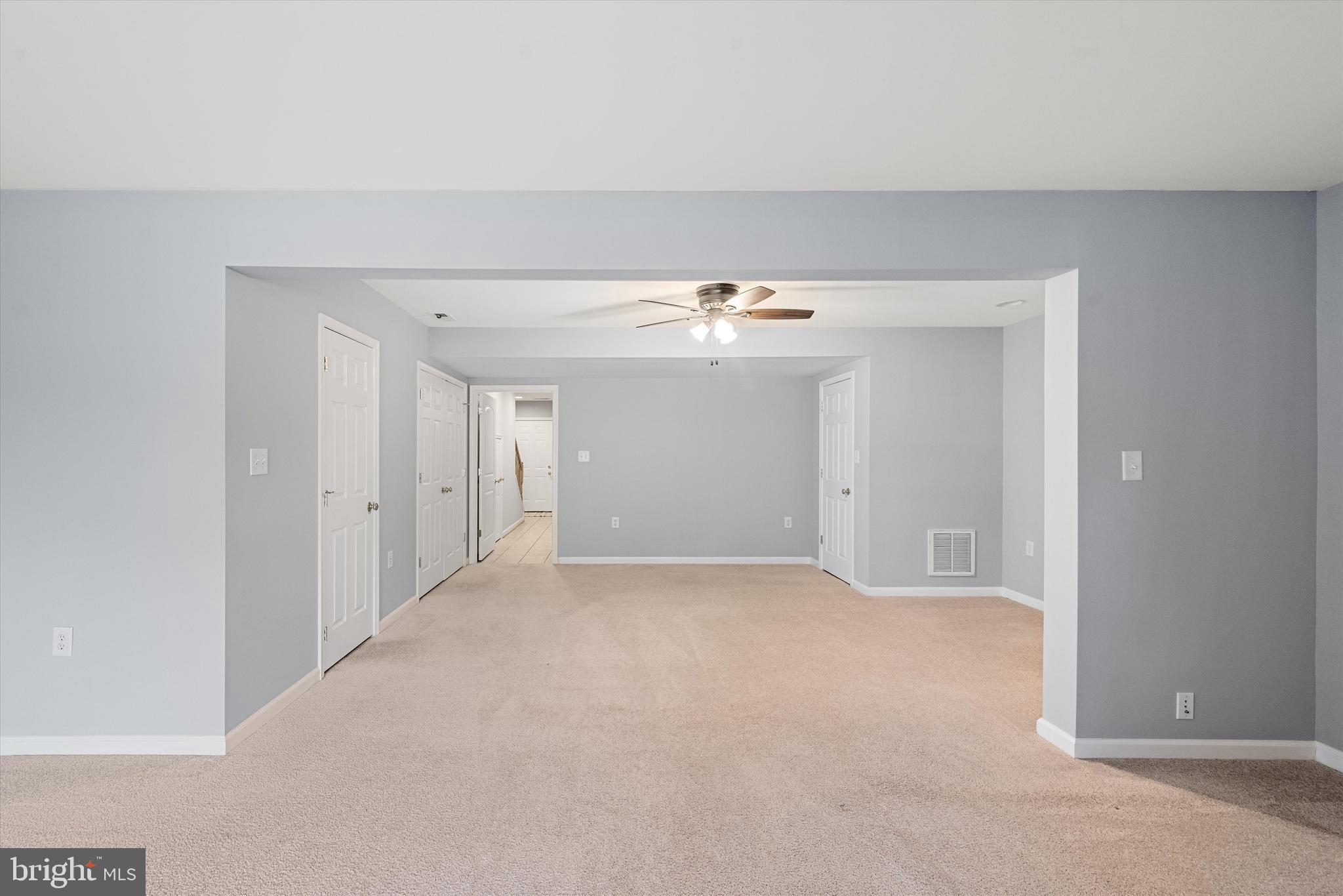 LOCUST HILL - Residential