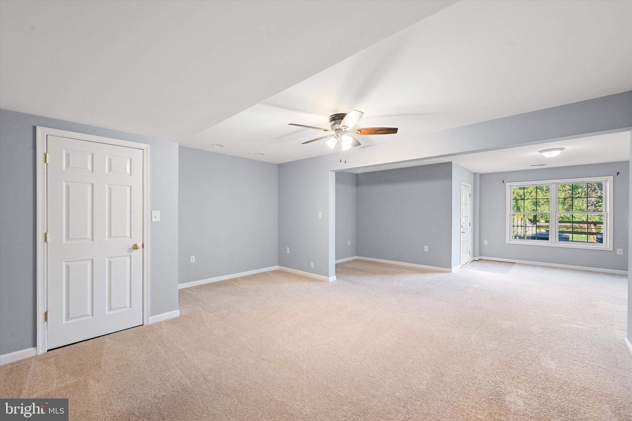 LOCUST HILL - Residential