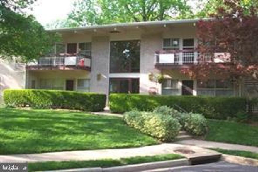 Amazing Location! Close to I-495,66,236. Easy commute to DC and Tyson's Corner.  Bright and beautiful one bedroom condo in desirable Heritage woods. Condo fee includes Gas, Water, Sewer and trash service. Inside the beltway and easy access to I495. Hard Wood flooring, Granite countertop and  oversized balcony. Storage unit included.