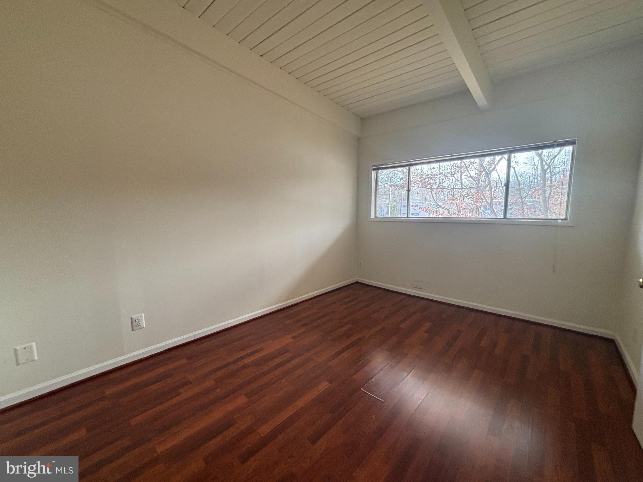 HERITAGE WOODS NORTH - Residential