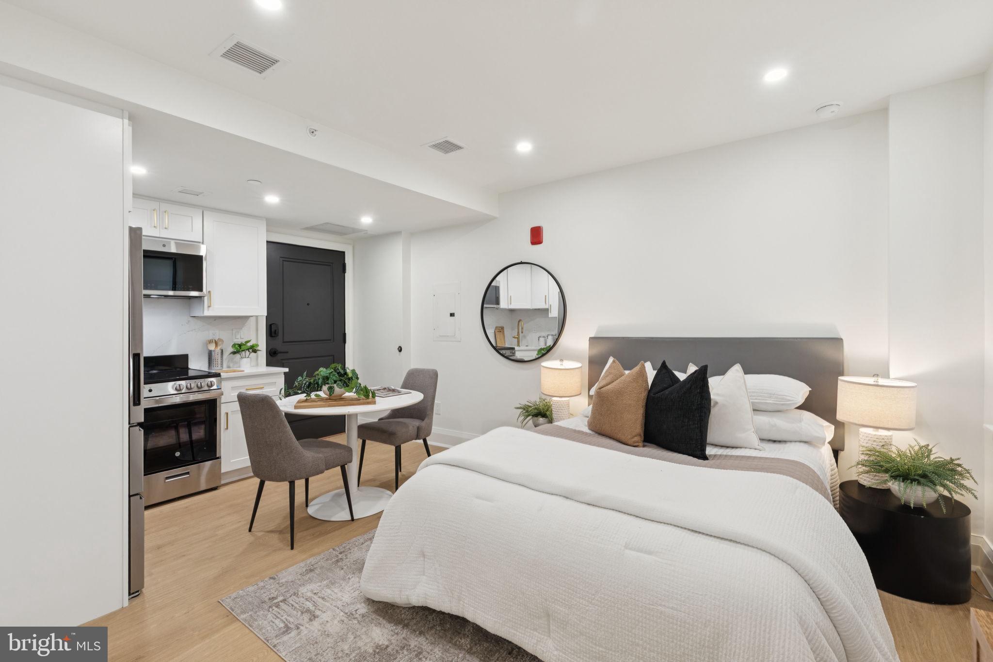 RITTENHOUSE SQUARE - Residential Lease