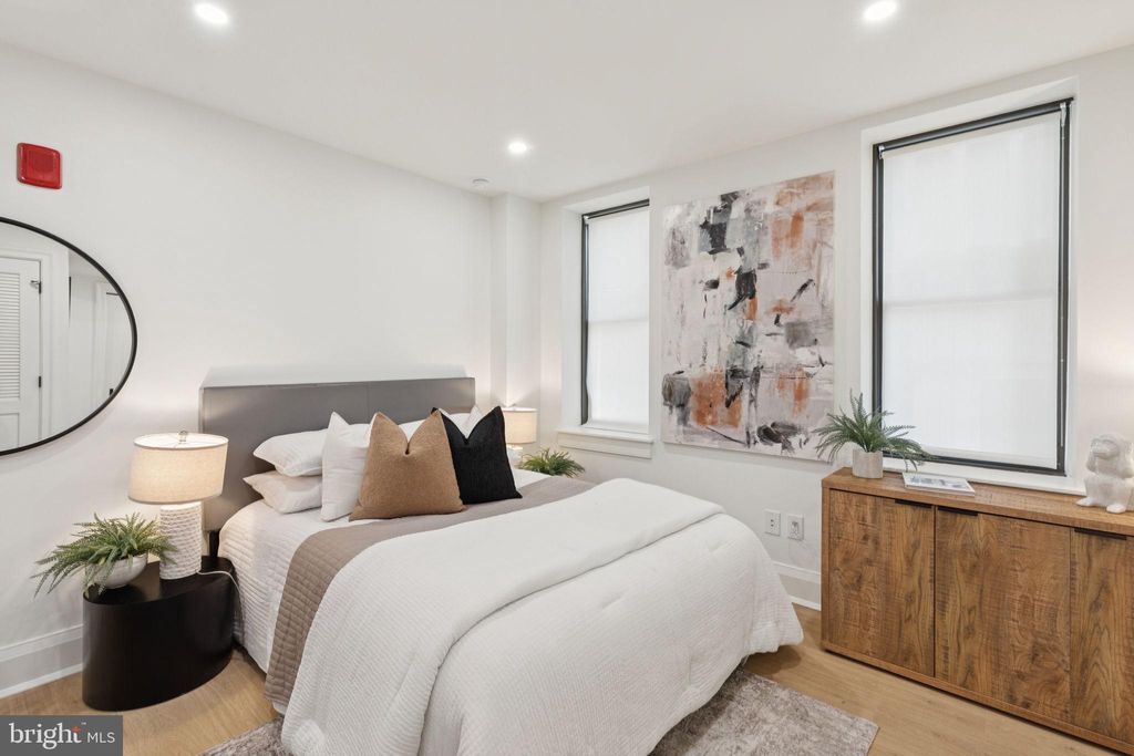 Photo of 135 S 19th Street #403, PHILADELPHIA, PA 19103 (MLS # PAPH2531468)