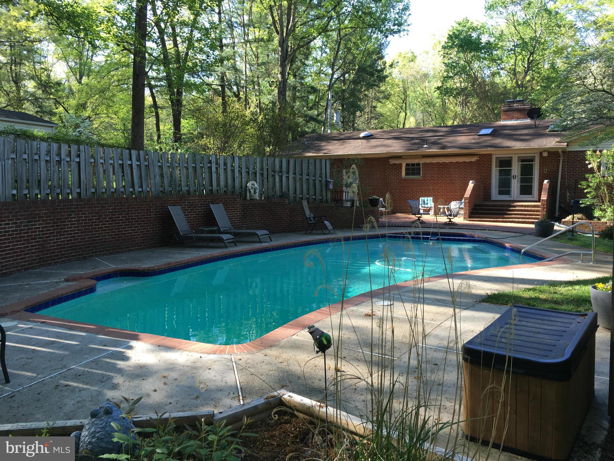 RIDGEWOOD ESTATES - Residential