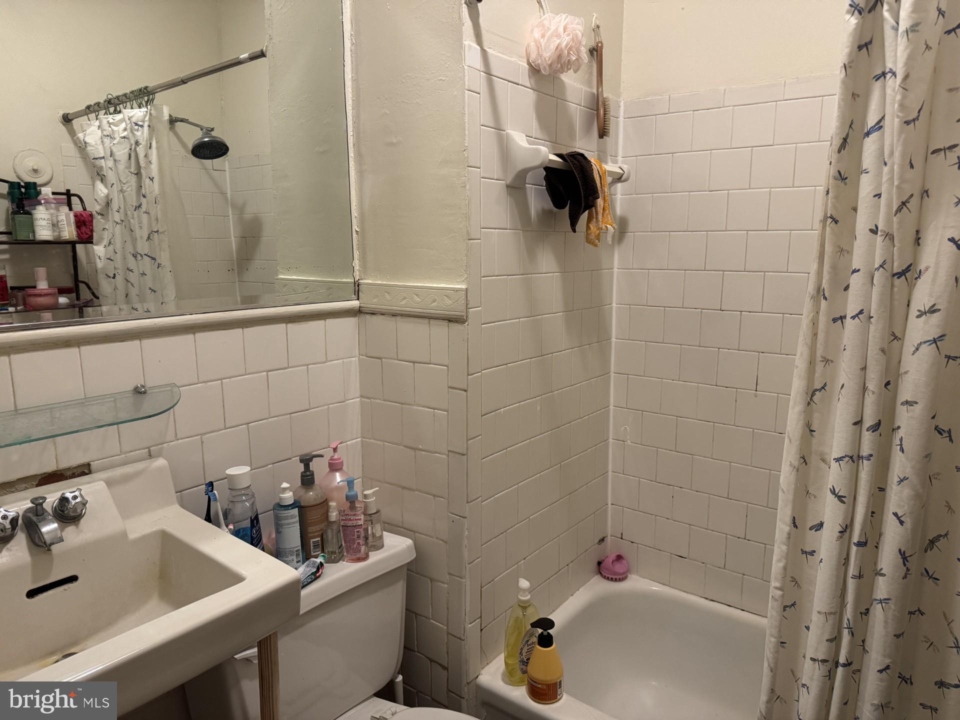 CHARLES VILLAGE - Residential