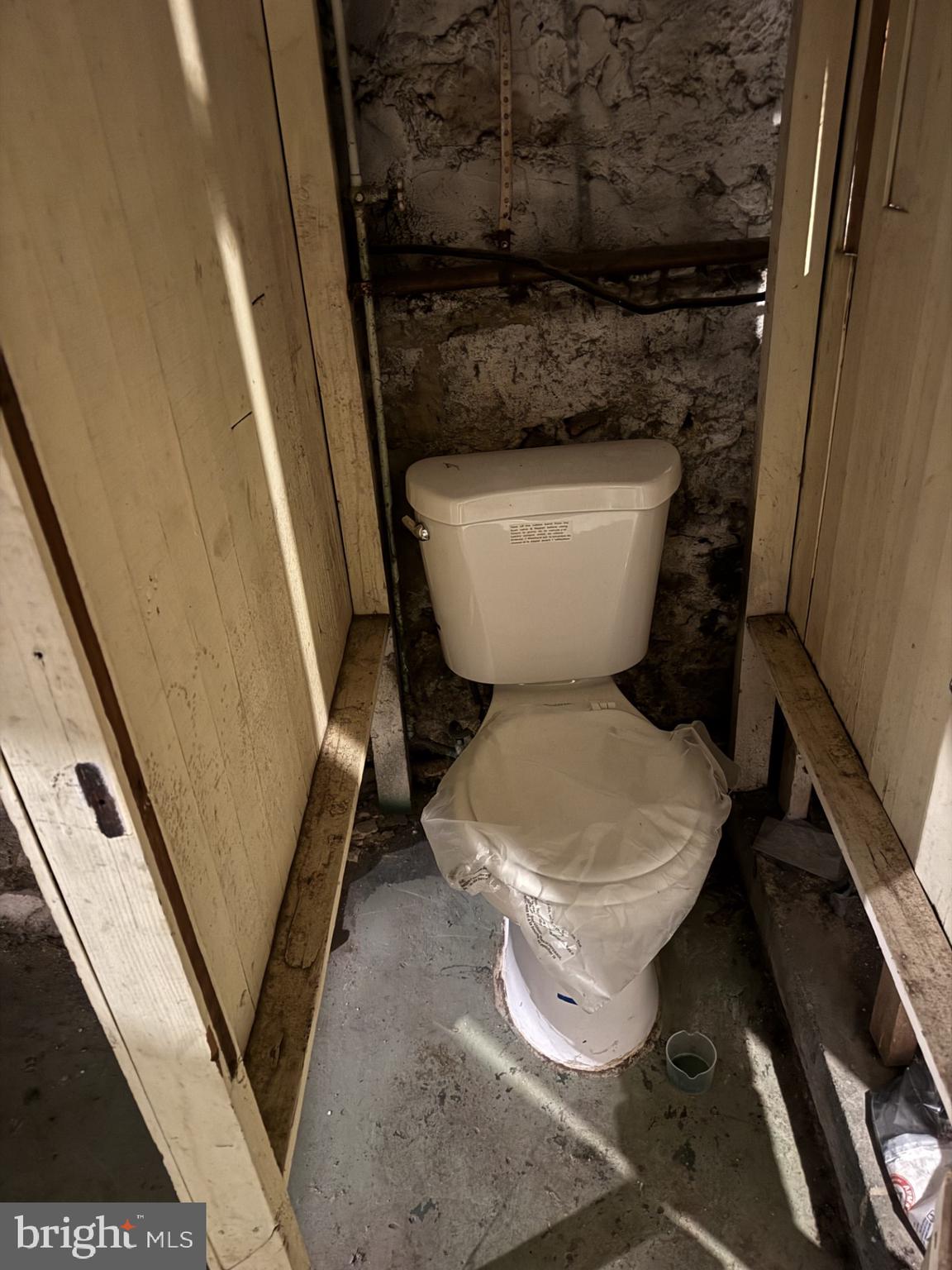 CHARLES VILLAGE - Residential