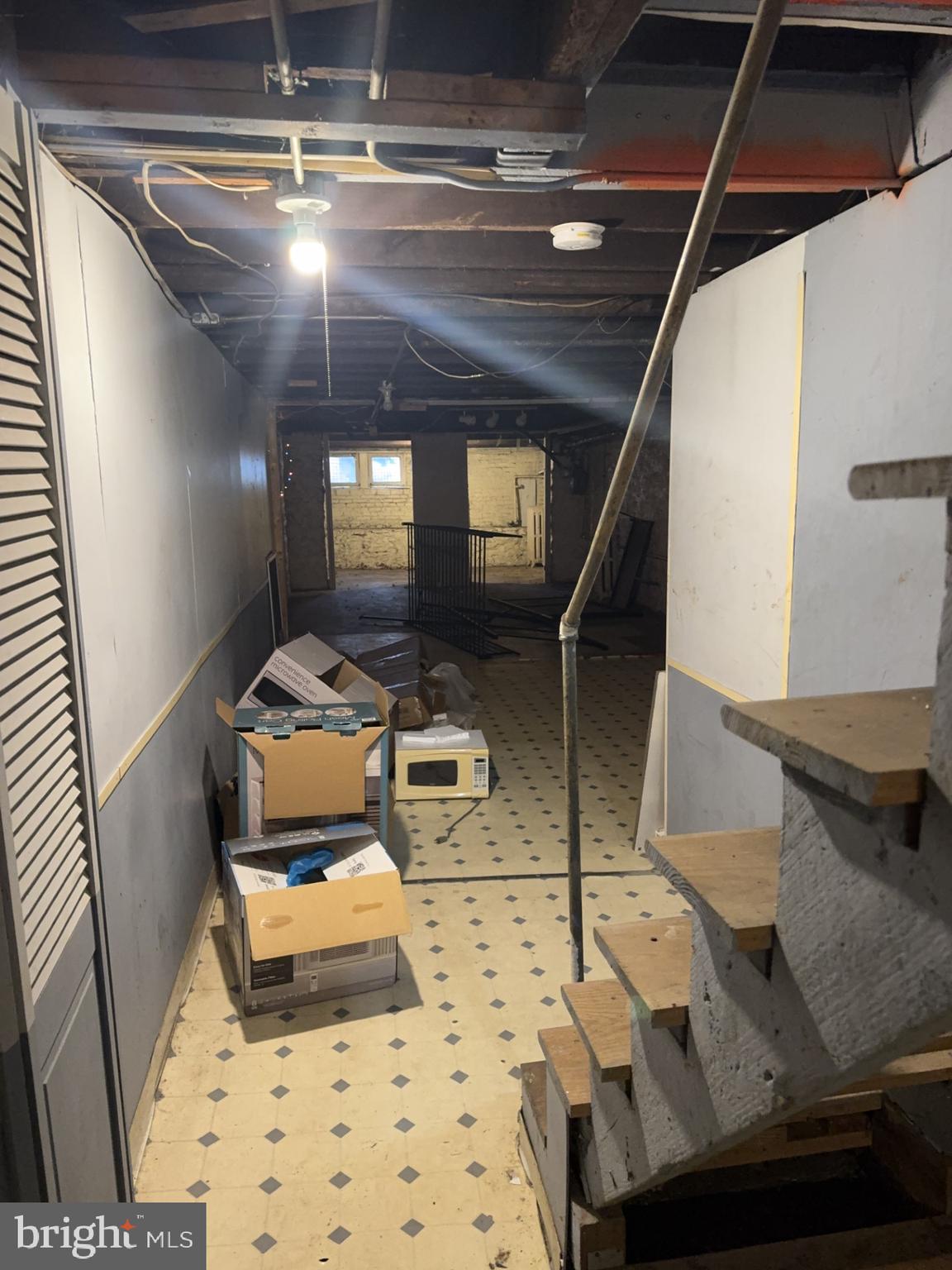 CHARLES VILLAGE - Residential