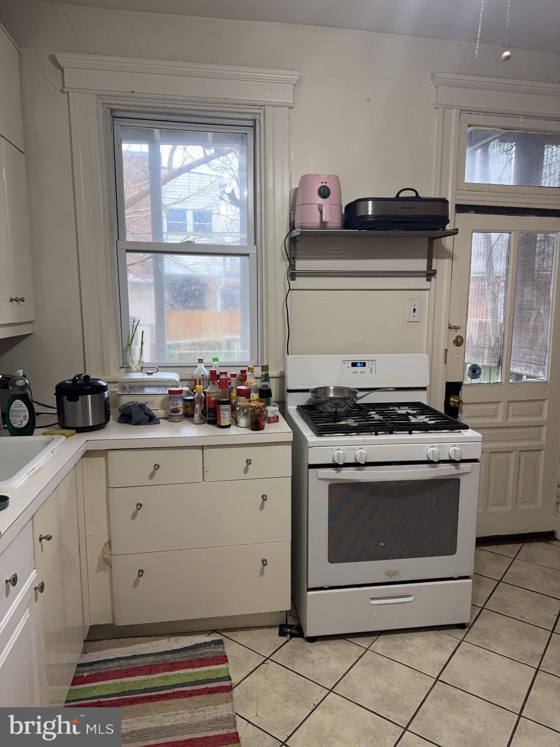 CHARLES VILLAGE - Residential