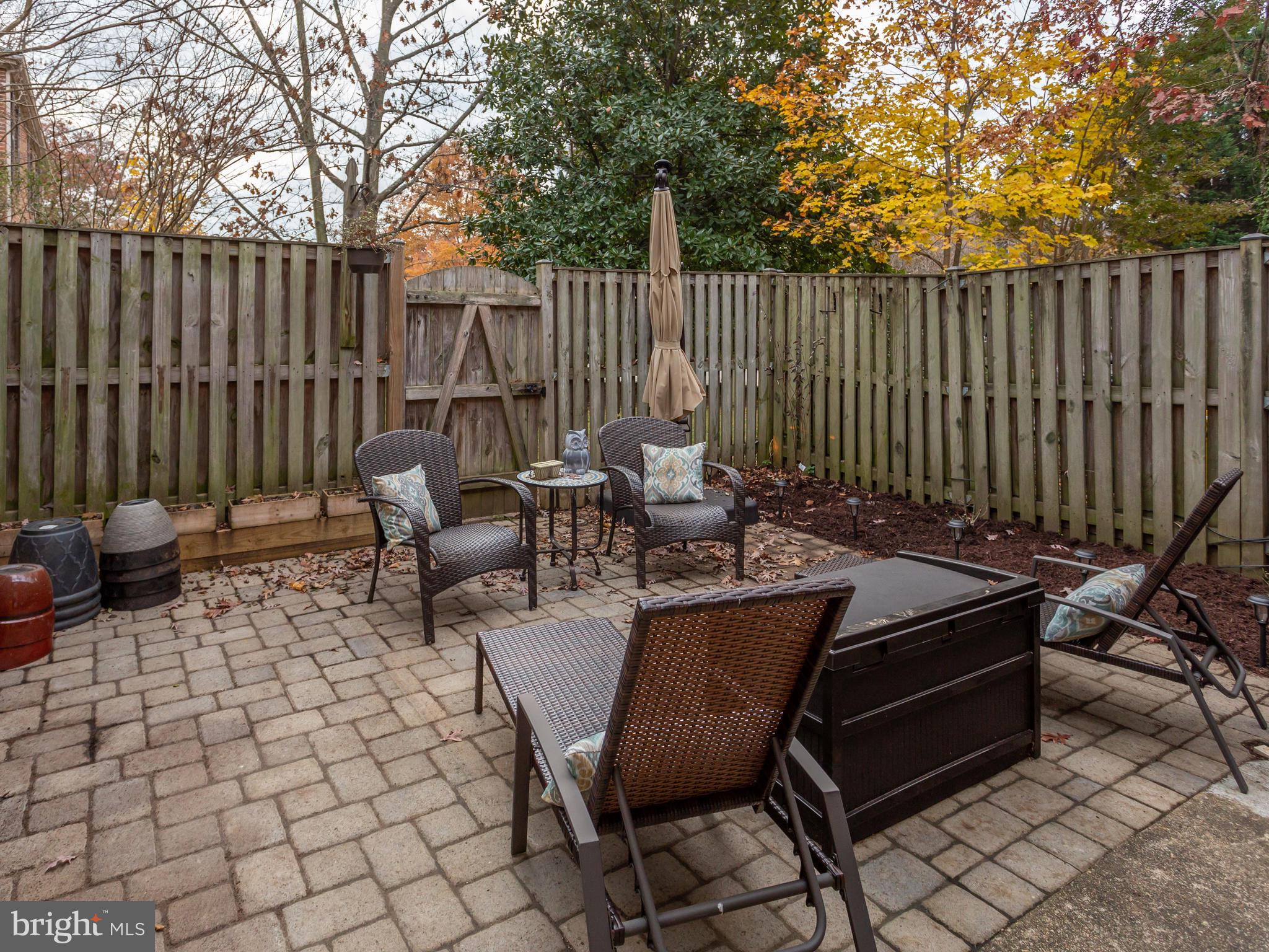 GEORGETOWN HOUSES - Residential