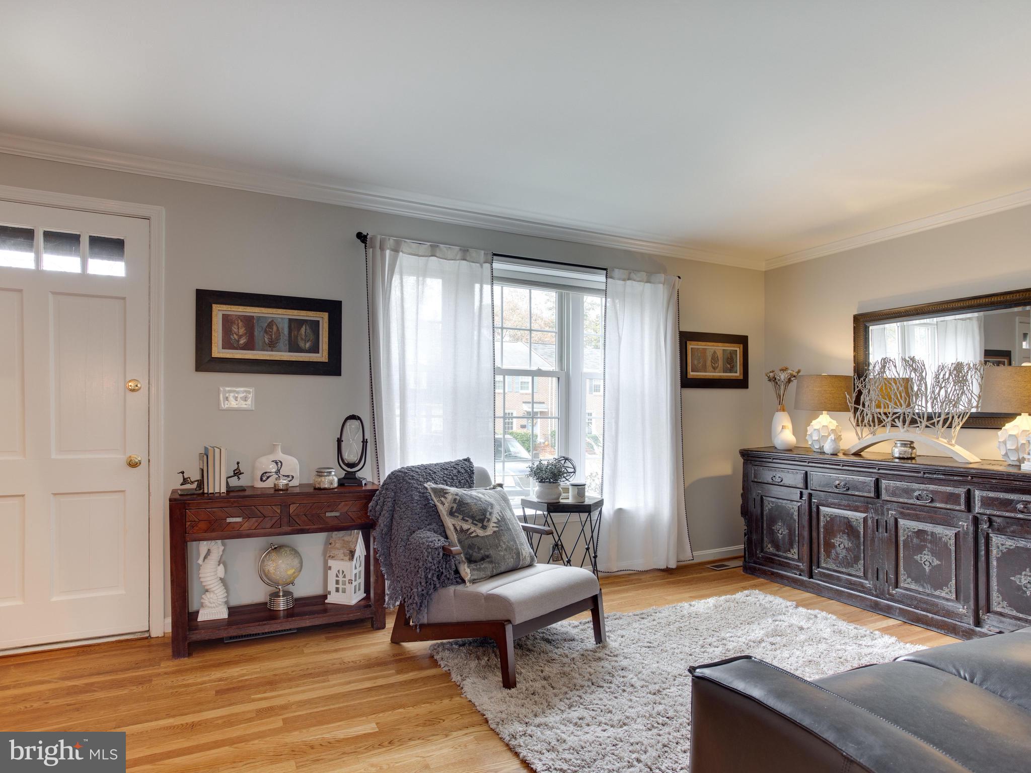 GEORGETOWN HOUSES - Residential