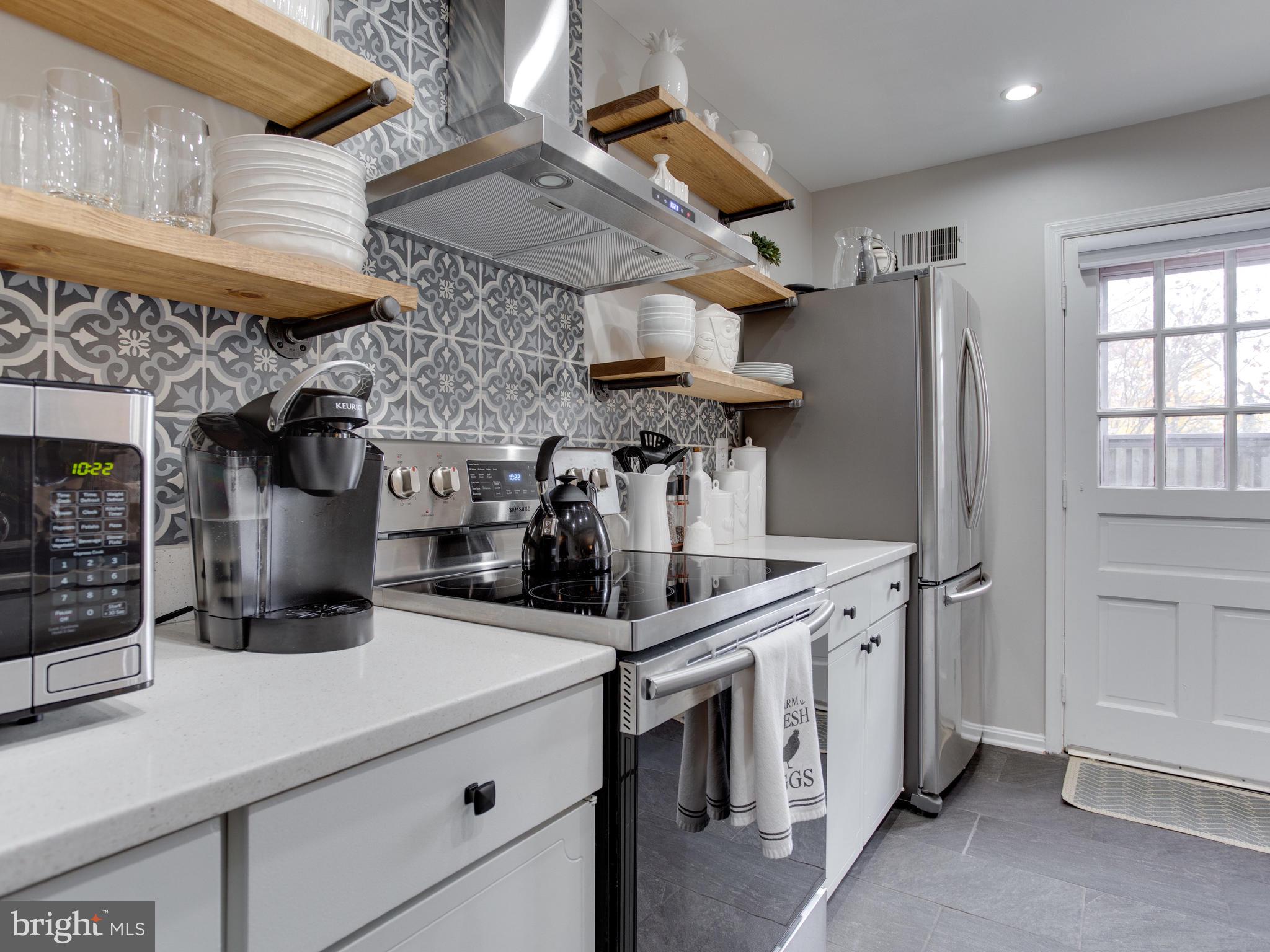 GEORGETOWN HOUSES - Residential