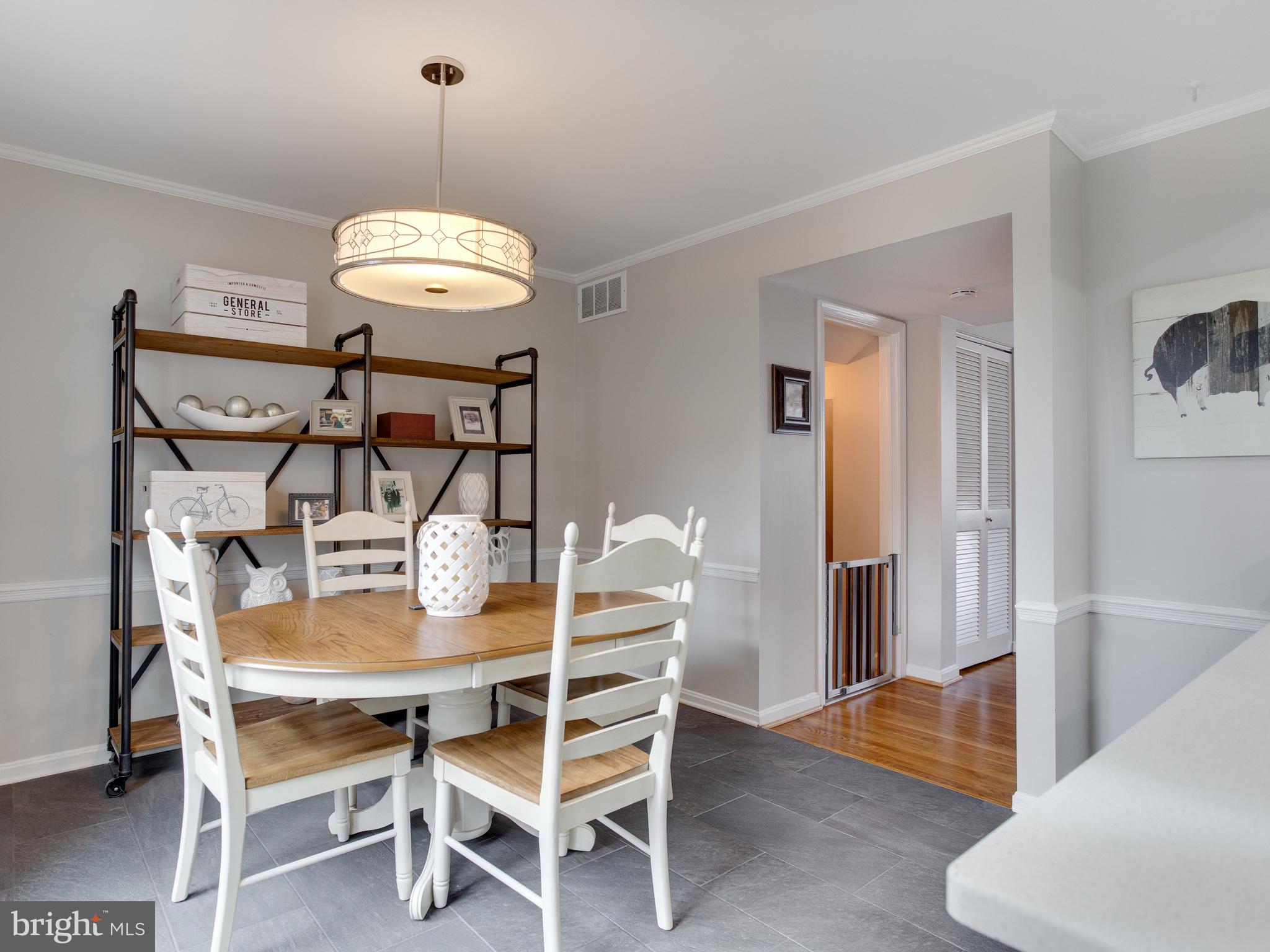 GEORGETOWN HOUSES - Residential