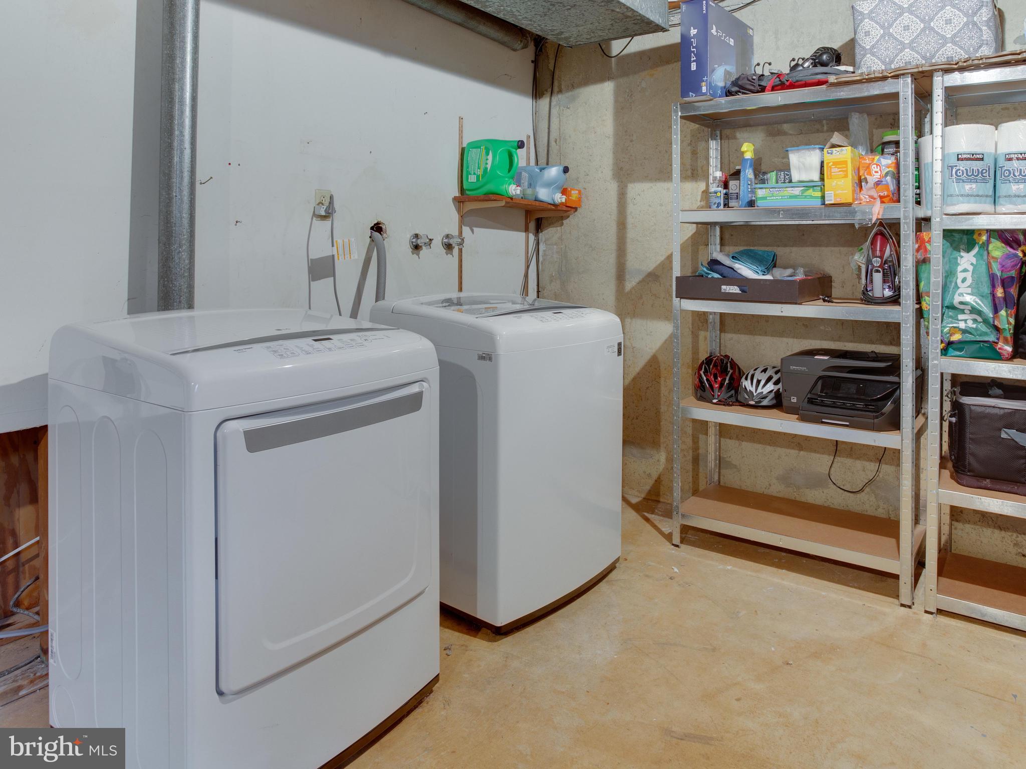 GEORGETOWN HOUSES - Residential