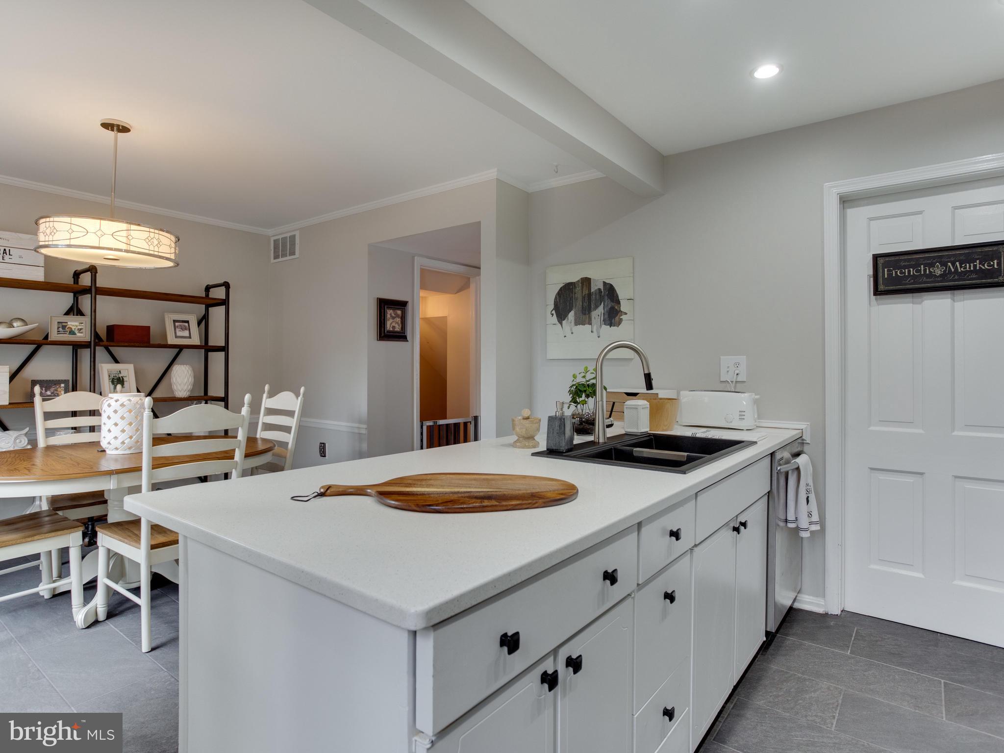 GEORGETOWN HOUSES - Residential