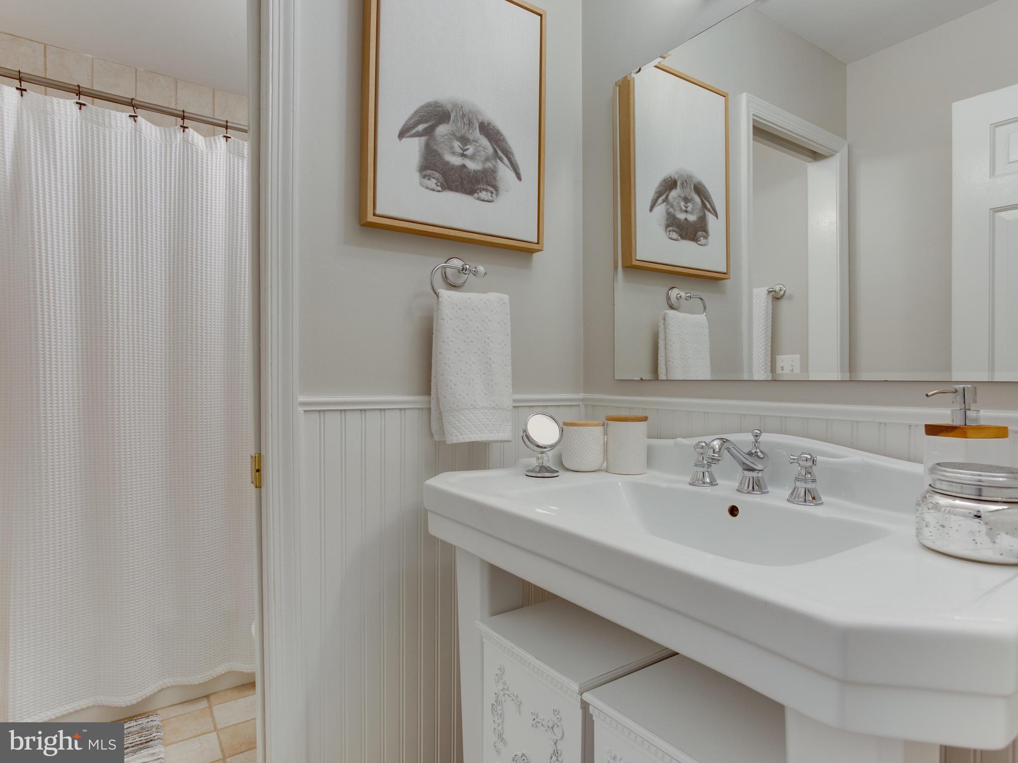 GEORGETOWN HOUSES - Residential