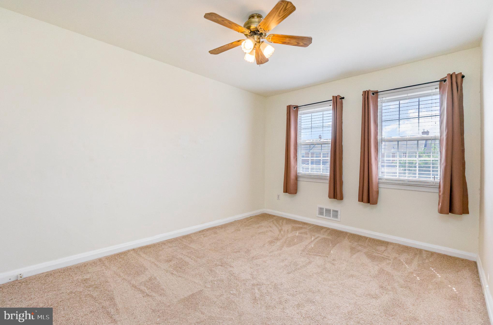 EASTWOOD - Residential