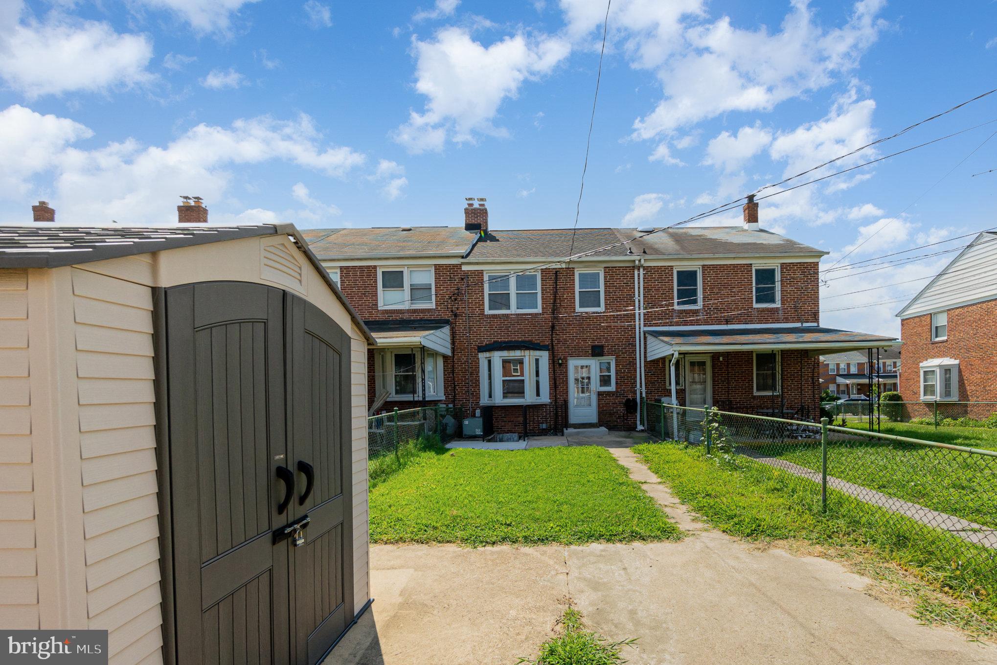 EASTWOOD - Residential