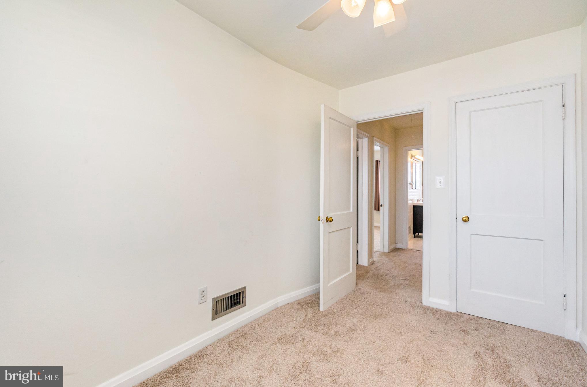 EASTWOOD - Residential