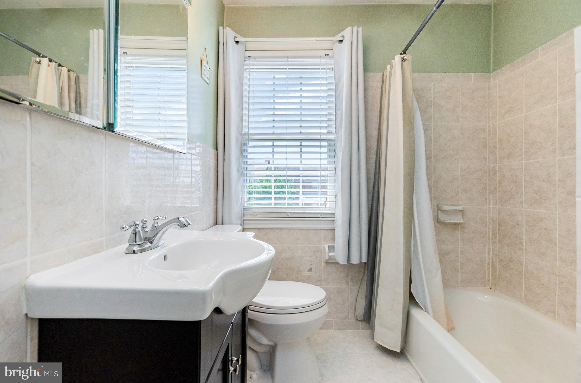 EASTWOOD - Residential