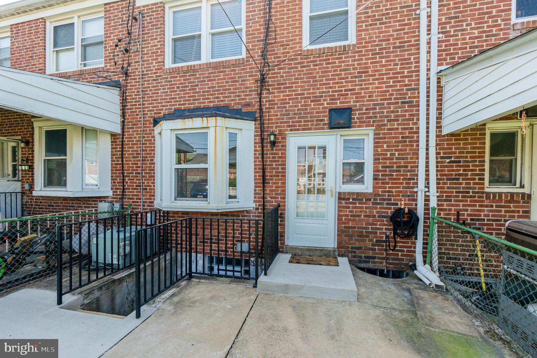 EASTWOOD - Residential