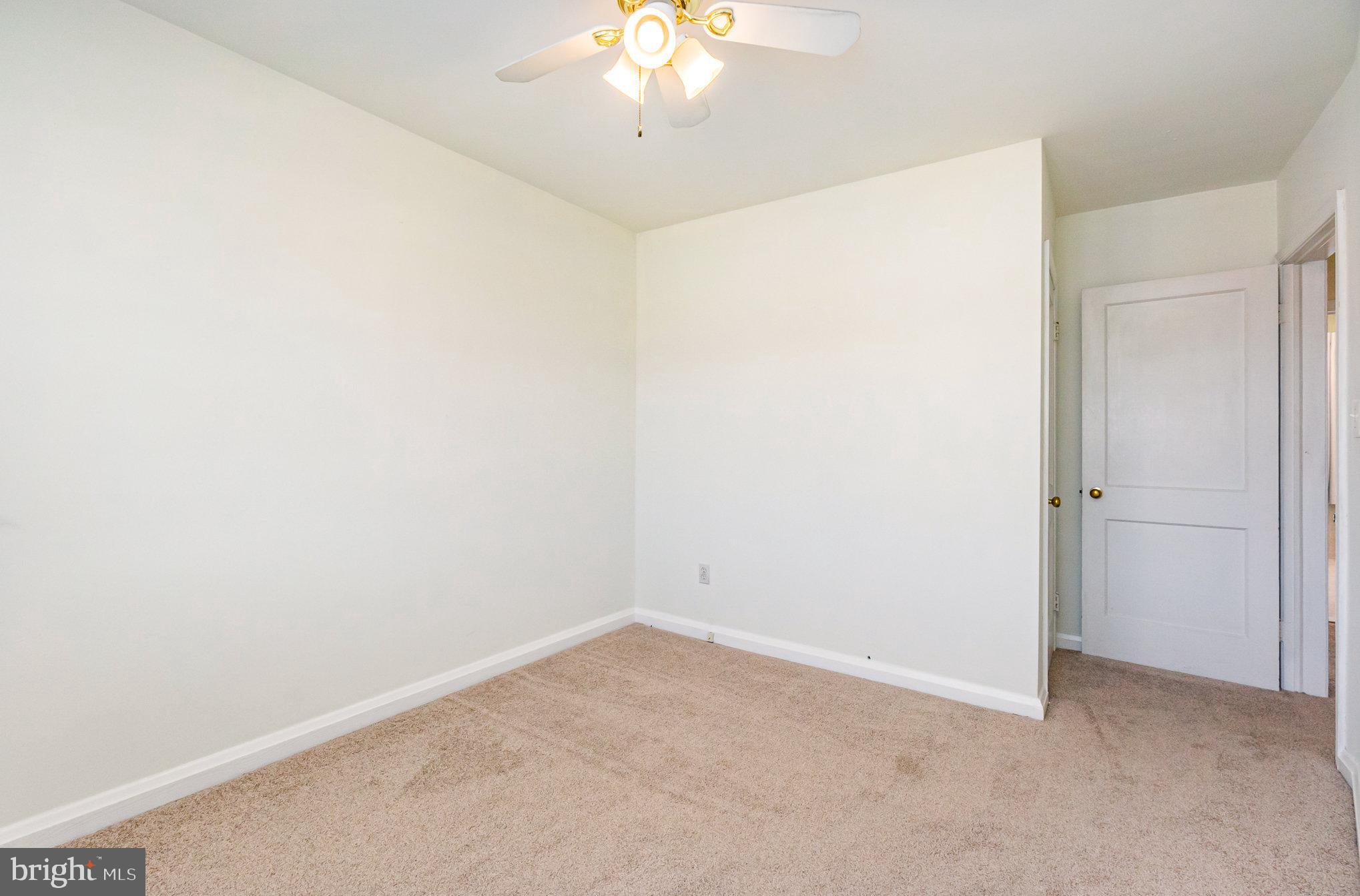 EASTWOOD - Residential