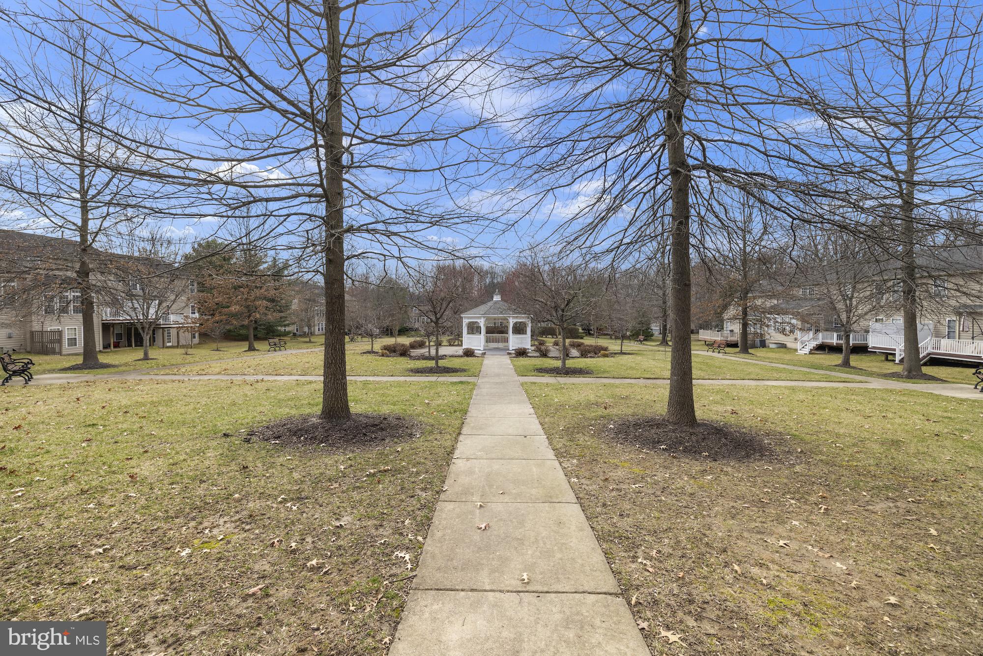 GLYNDON TRACE - Residential