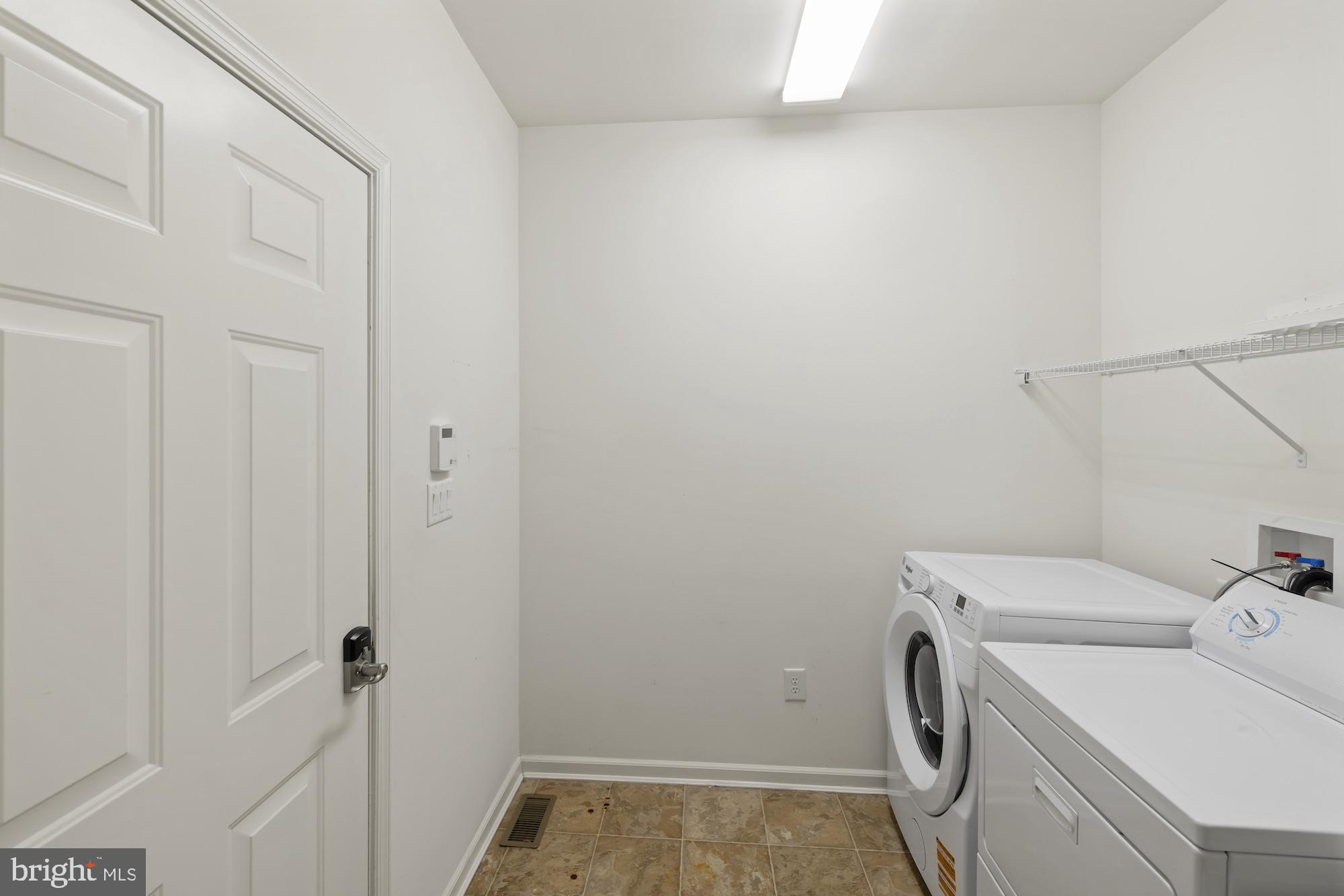 GLYNDON TRACE - Residential