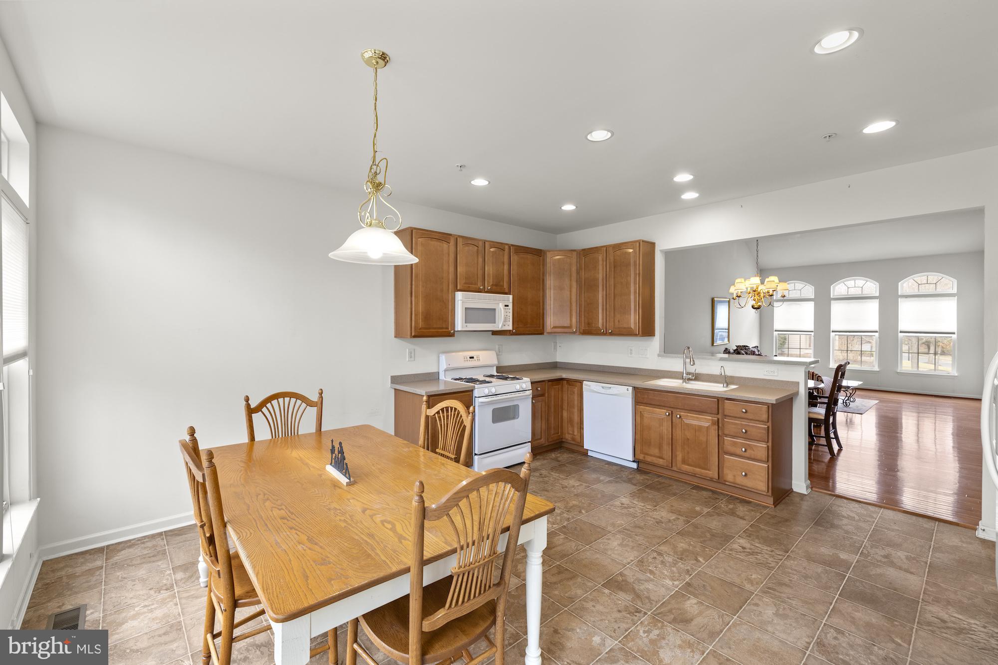 GLYNDON TRACE - Residential