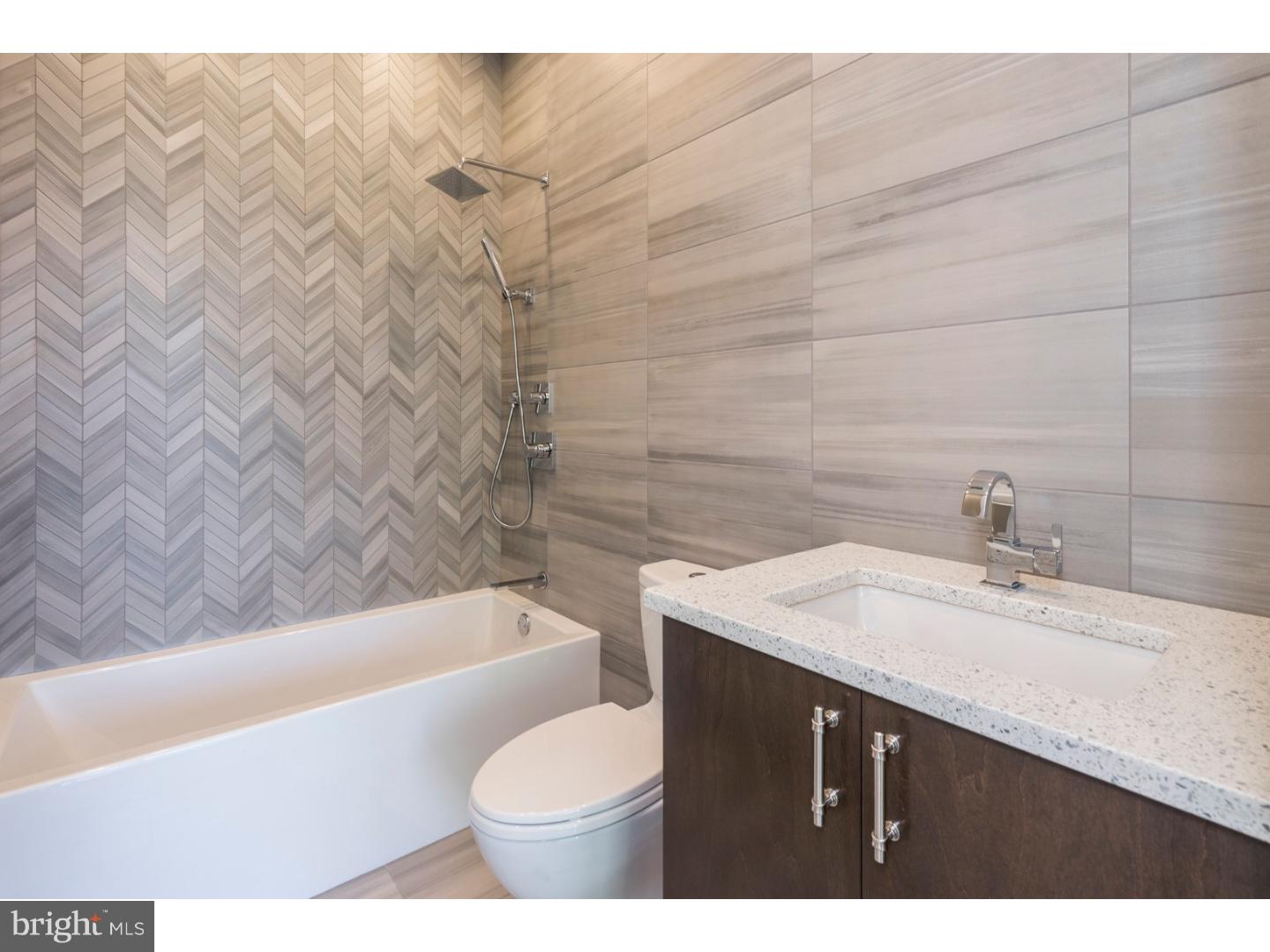 SOCIETY HILL - Residential