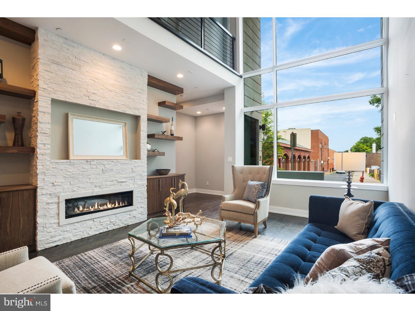SOCIETY HILL - Residential