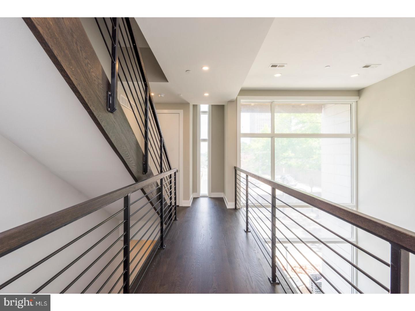 SOCIETY HILL - Residential