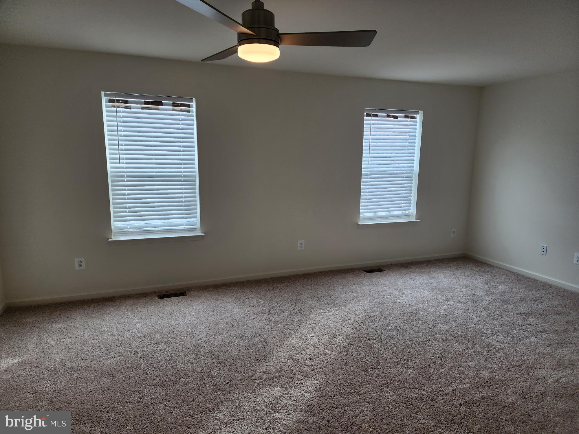 OVERLOOK AT RIVERSIDE TOWNHOMES - Residential Lease