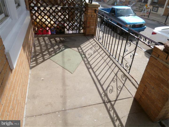 KENSINGTON - Residential