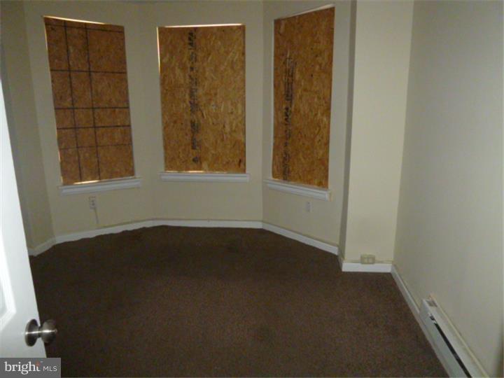 KENSINGTON - Residential