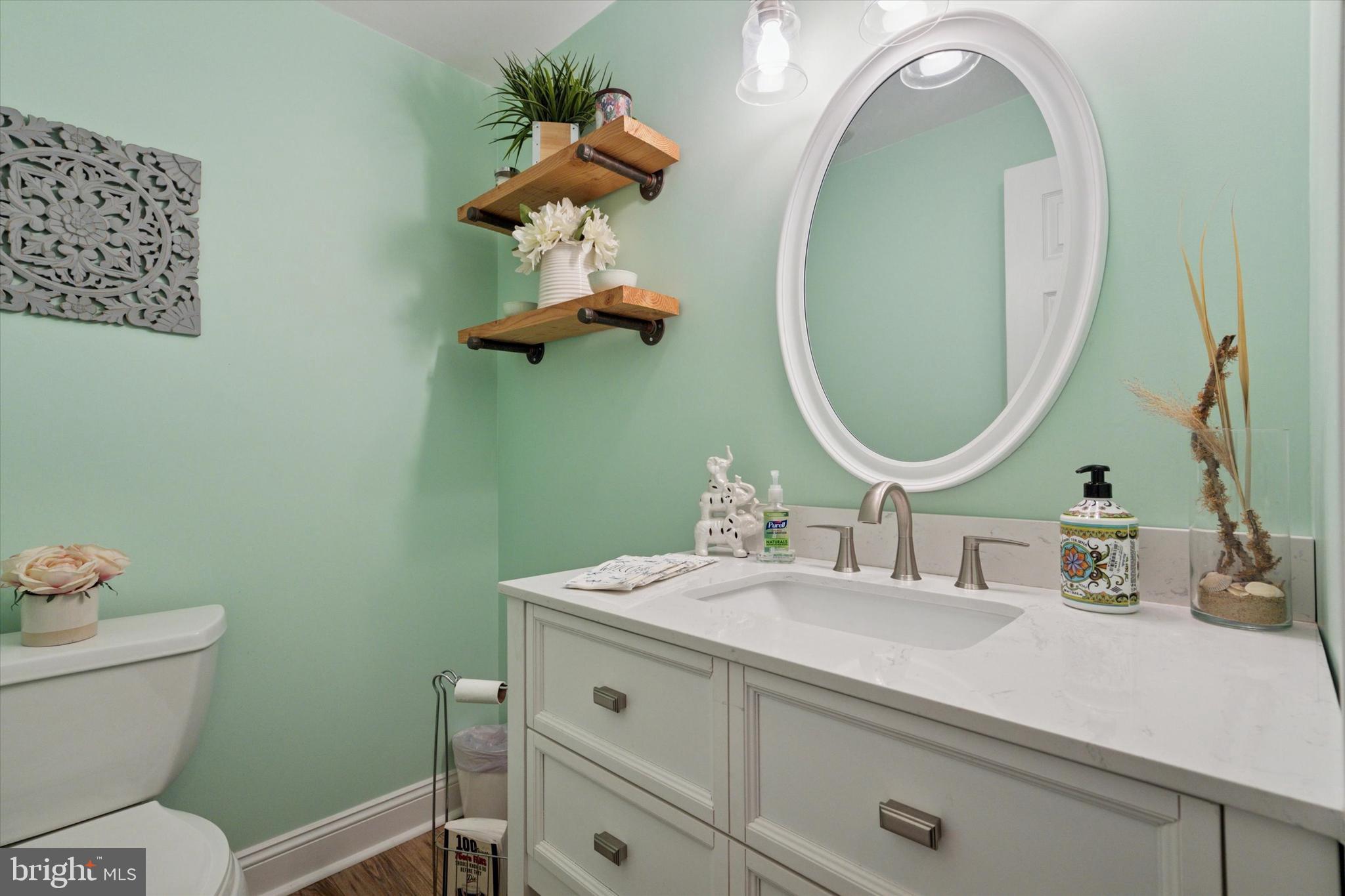 HOLME CIRCLE - Residential