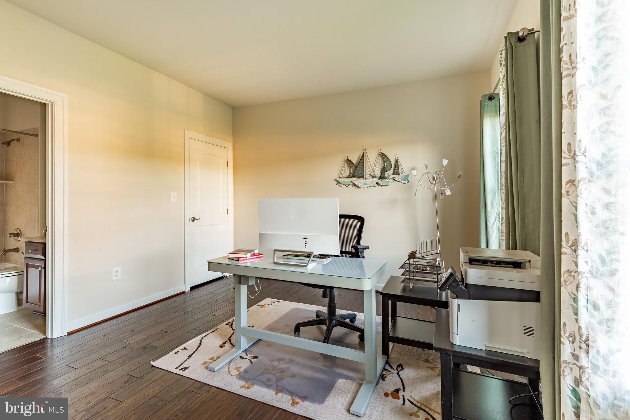 MARBURY - Residential