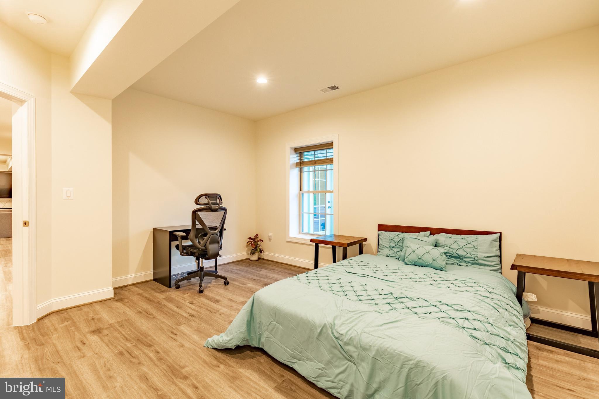 MARBURY - Residential