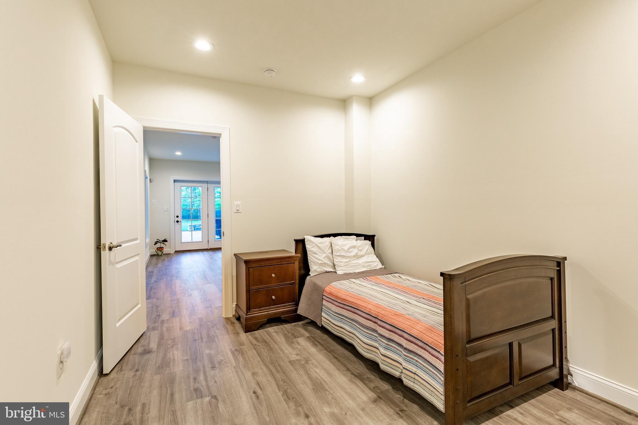 MARBURY - Residential