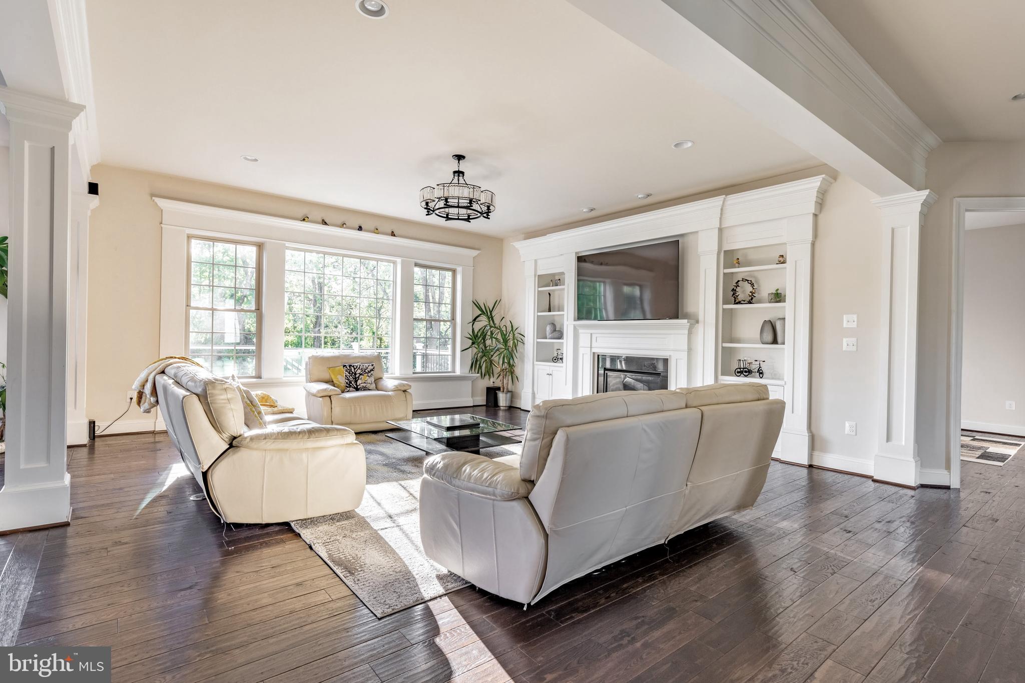 MARBURY - Residential