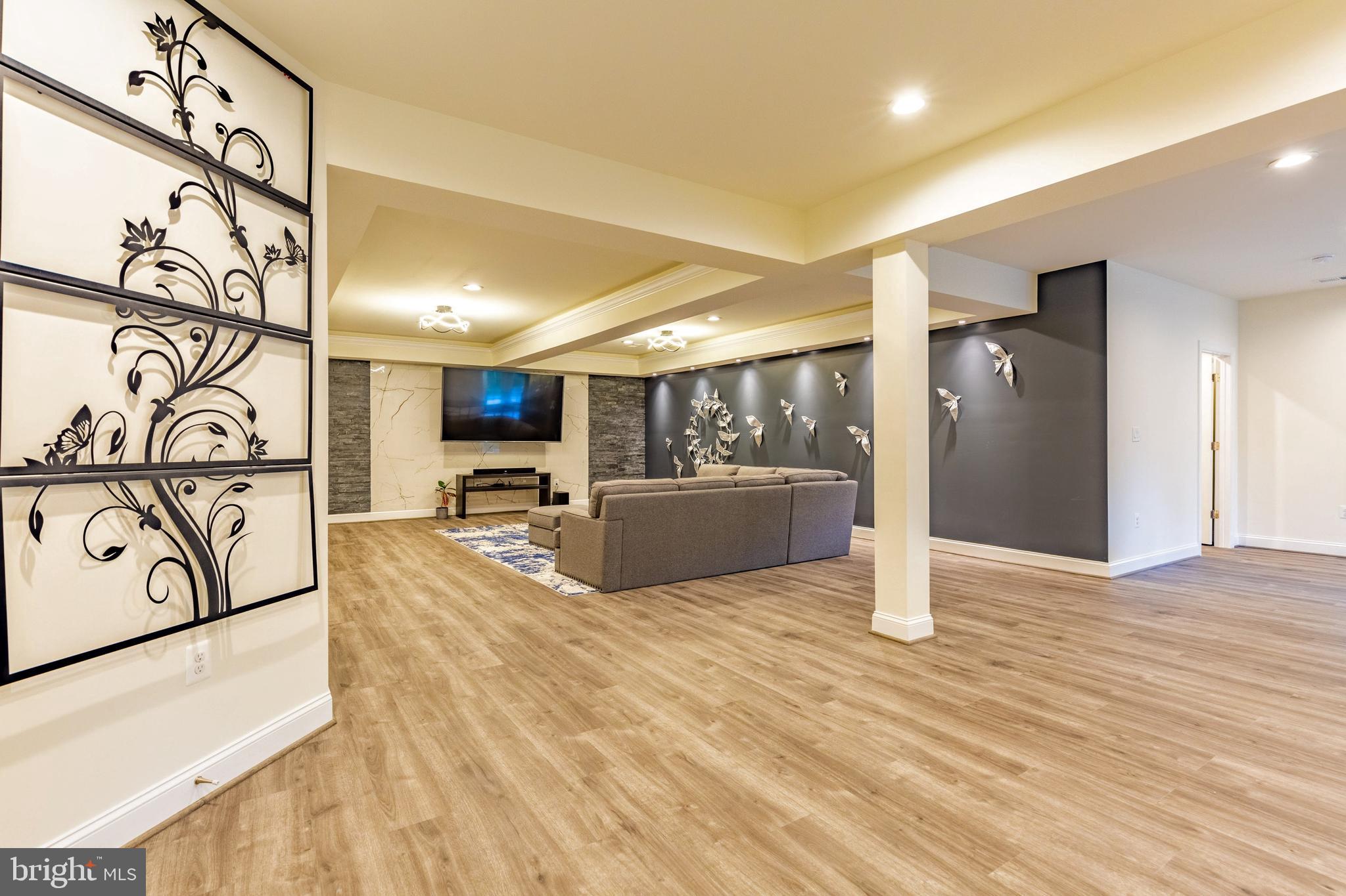 MARBURY - Residential