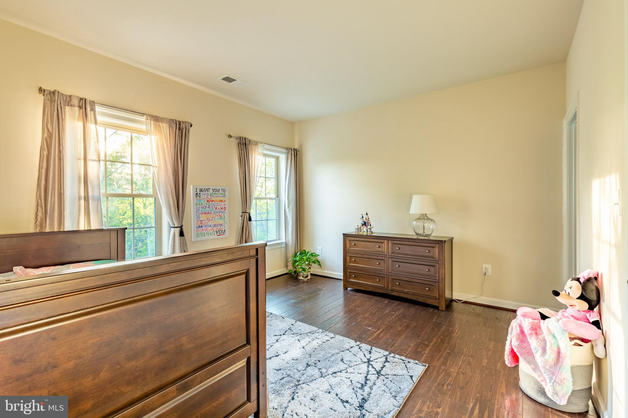 MARBURY - Residential