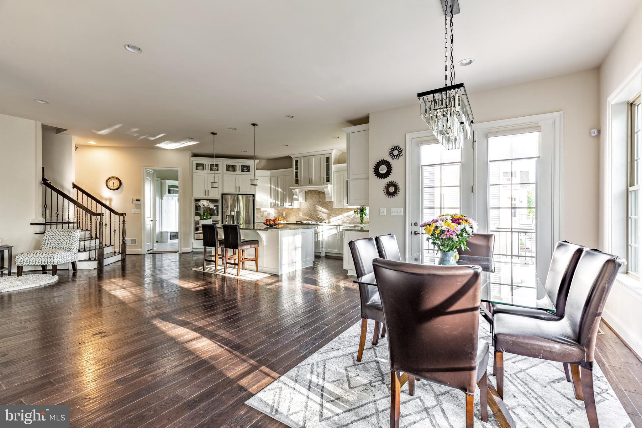 MARBURY - Residential