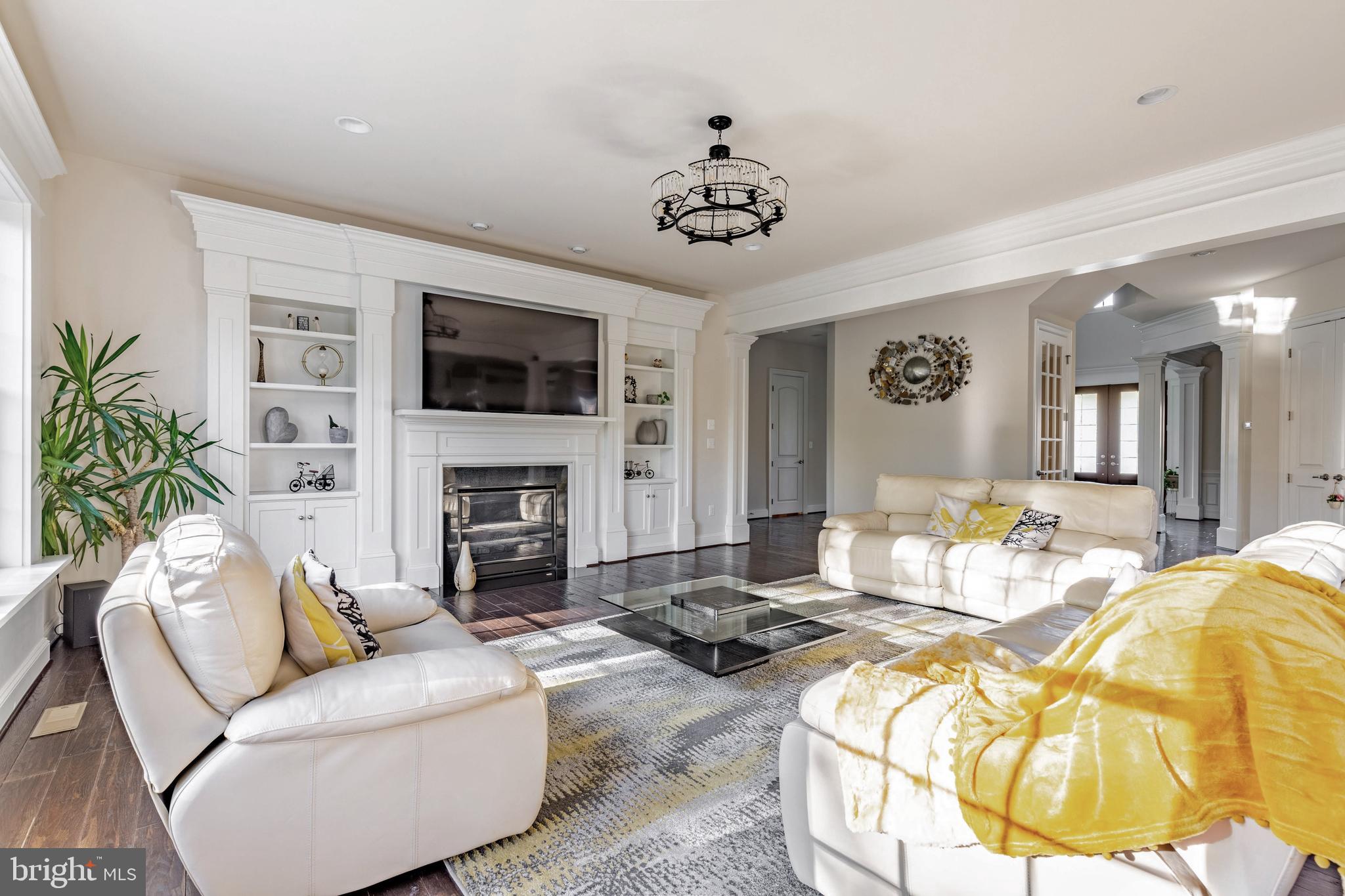 MARBURY - Residential