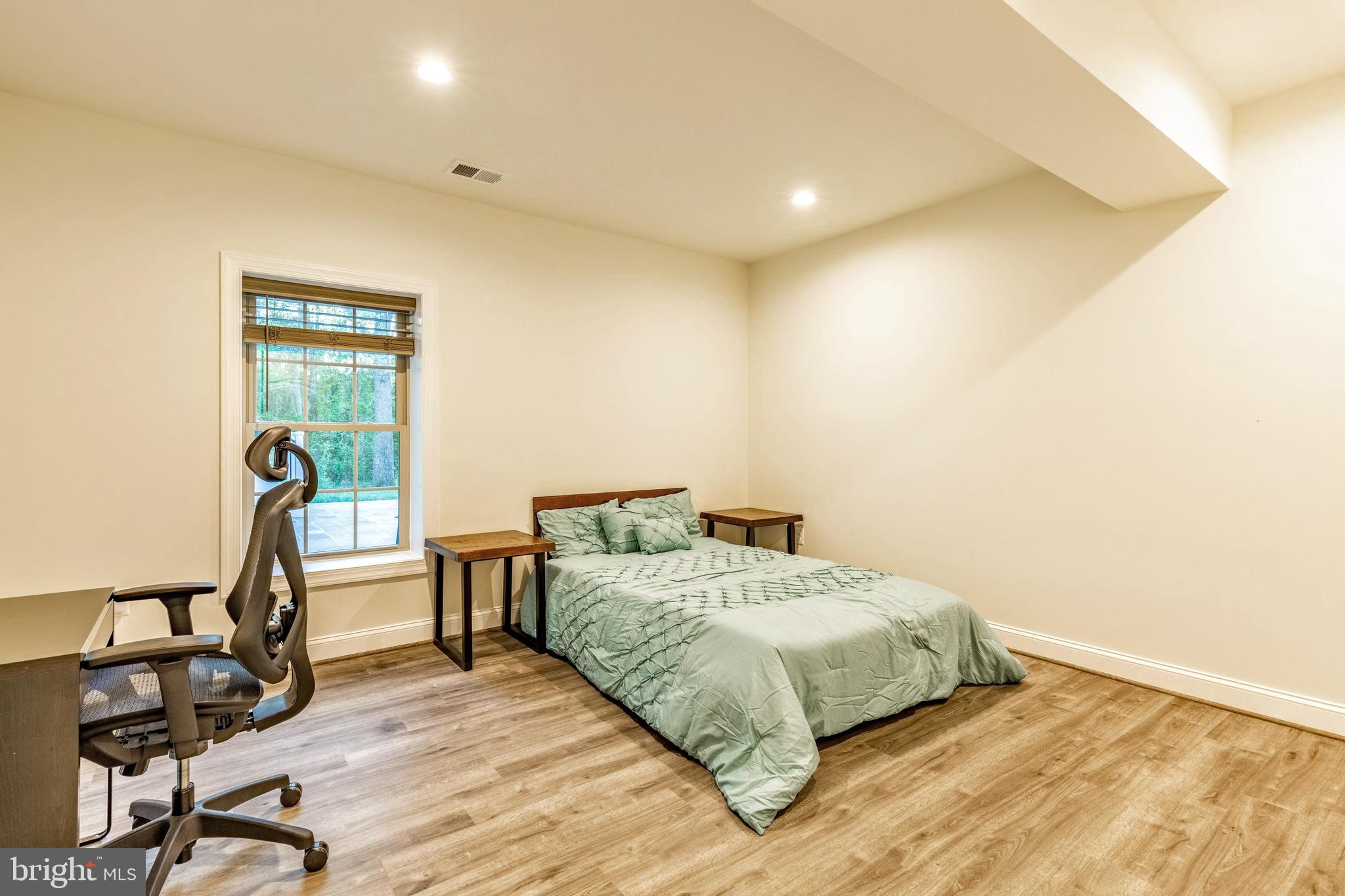 MARBURY - Residential