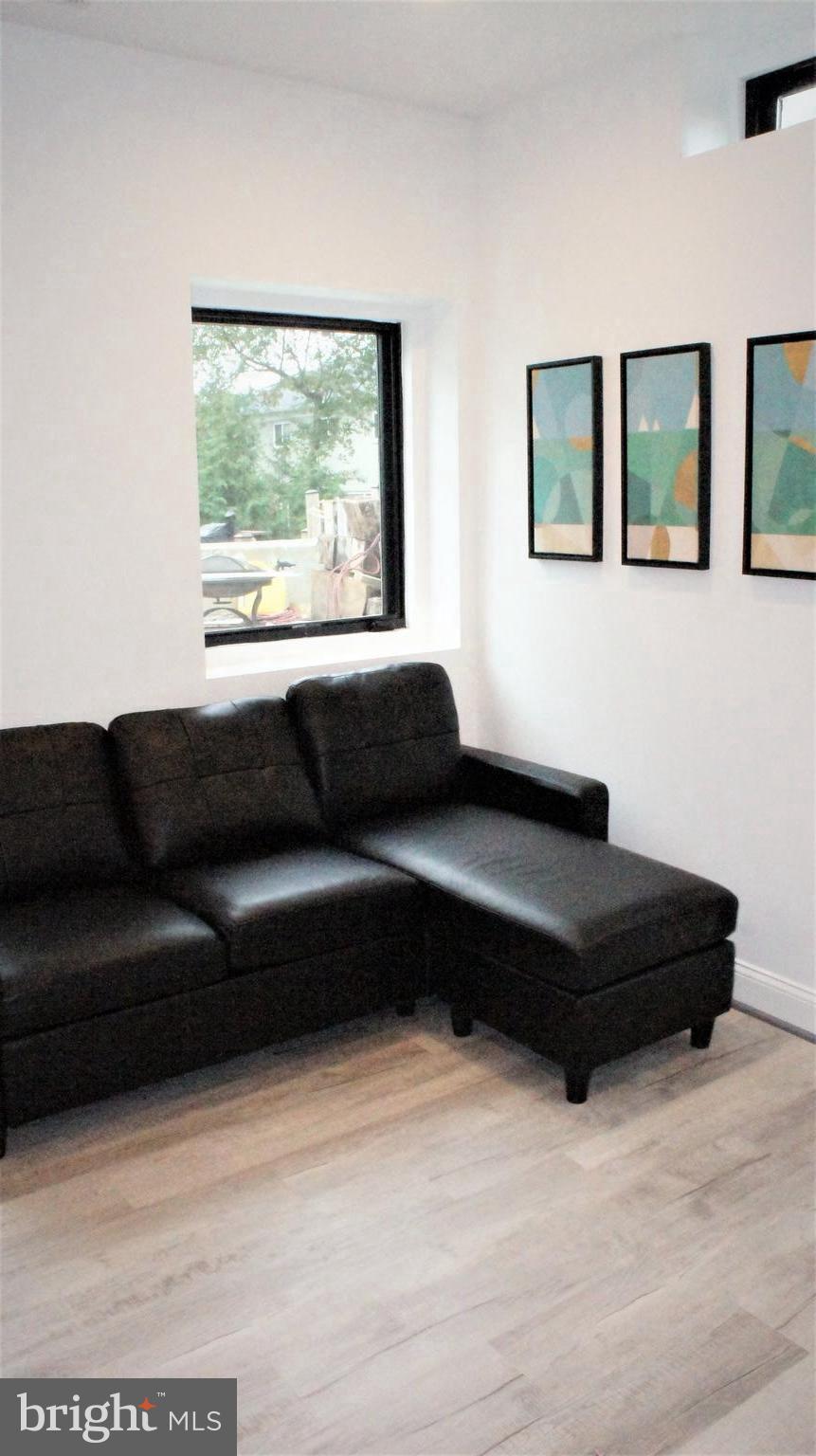 DOUGLAS PARK - Residential Lease