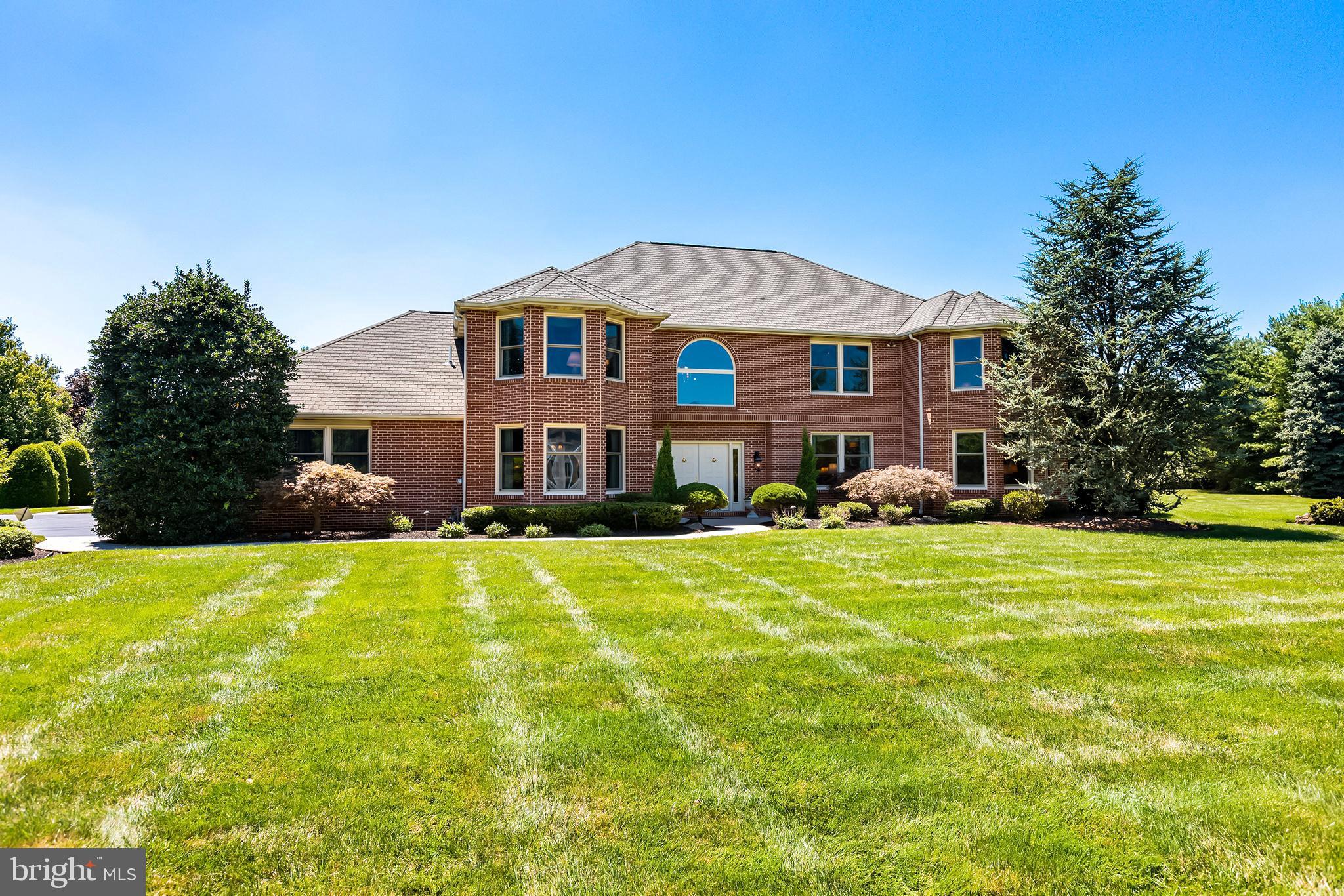 HILLCREST MDWS - Residential